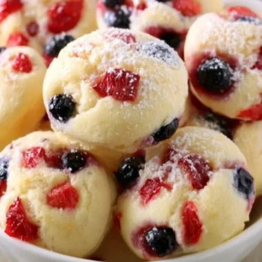 Berry protein pancake bites full of flavor and nutrition