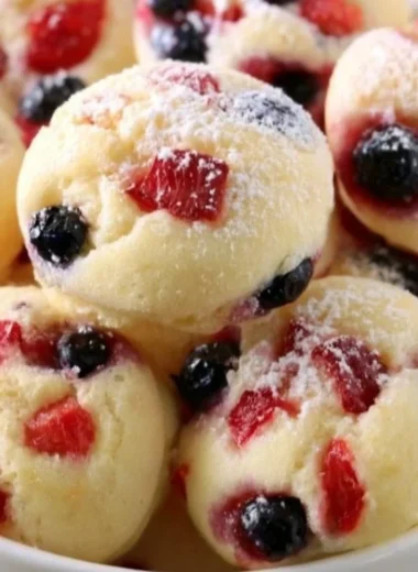Berry protein pancake bites full of flavor and nutrition