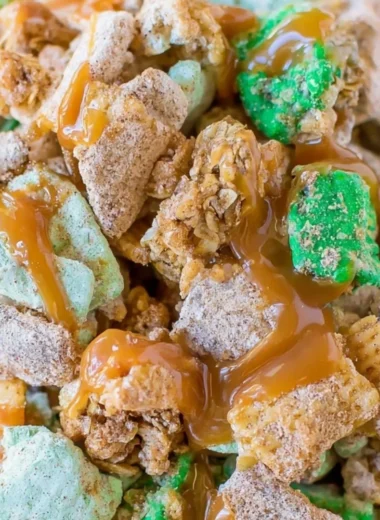 Delicious Apple Cinnamon Puppy Chow recipe for a cozy treat